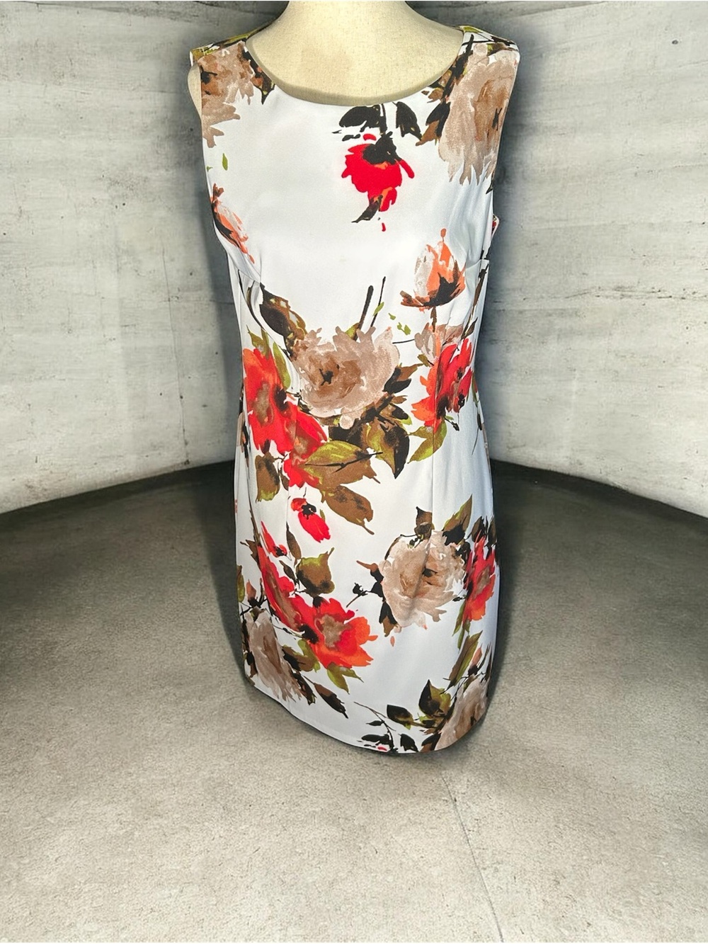 Alyx White Mini Dress with Red & Brown Floral Print Size 8 EUC